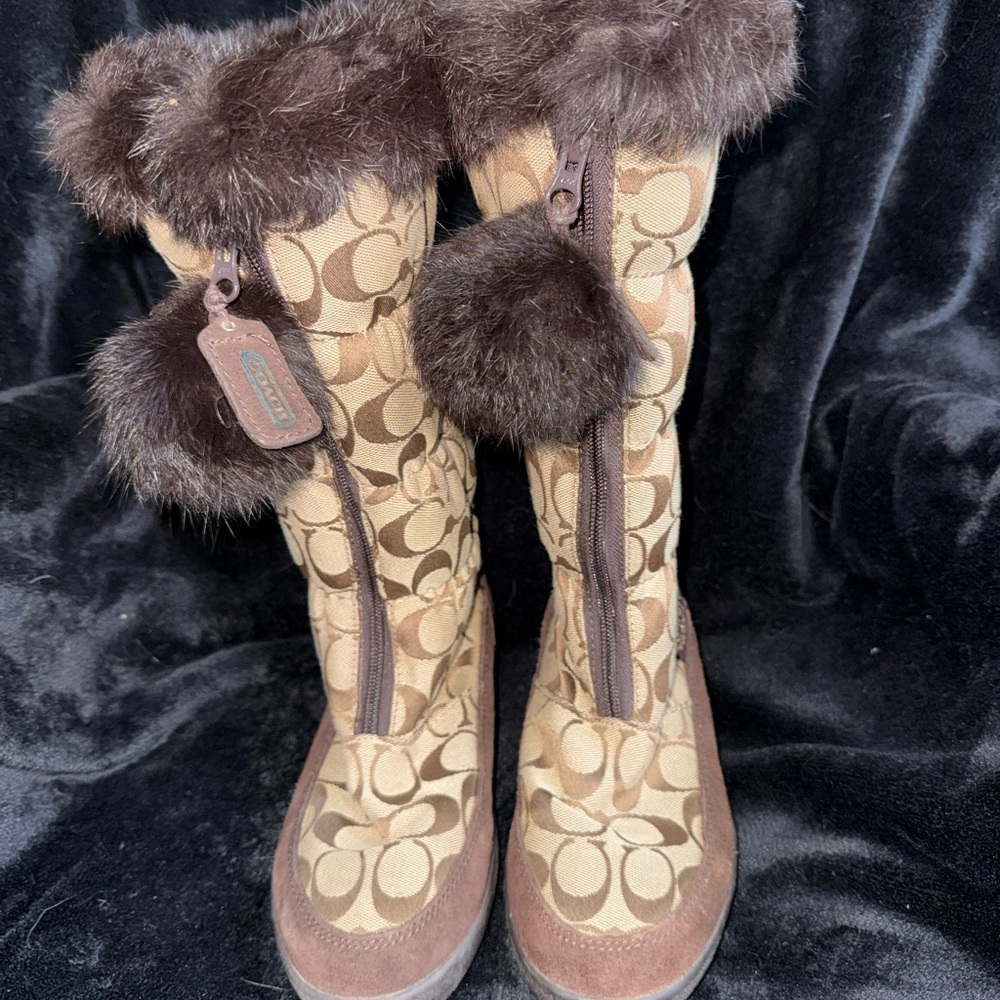 Coach Women's Brown and Tan Winter Boots ✨🤎